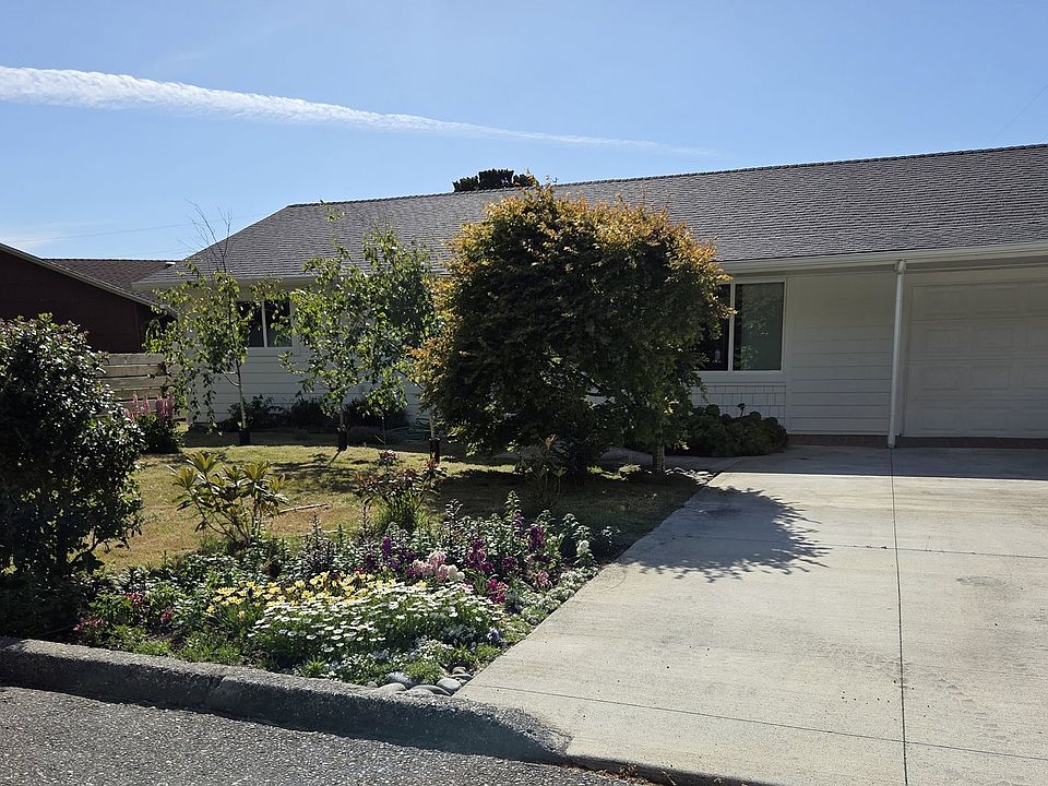 1st image of 30404 Hillside Trl