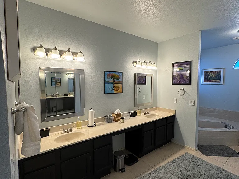 3728 N Copenhagen Dr — Photo 26