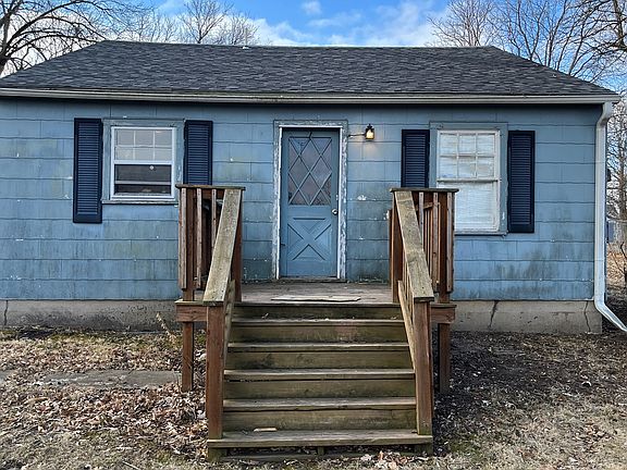 2nd image of 2304 Childress St