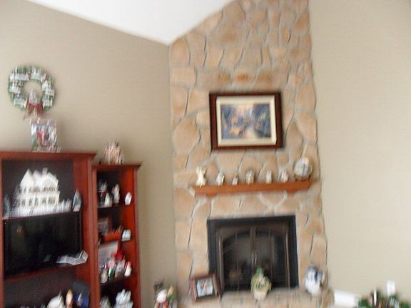 4th image of 1067 Tipton Ln
