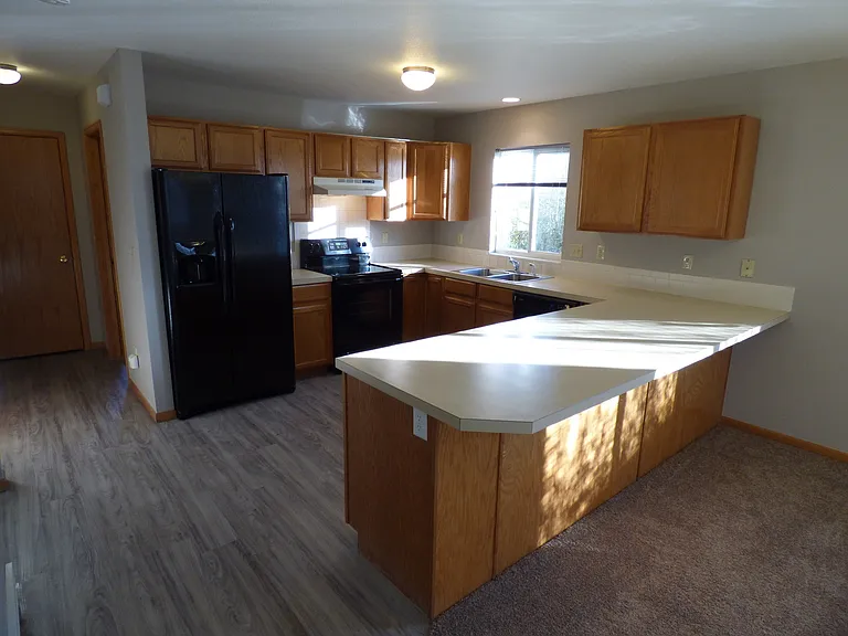 1787 Kokanee Ct — Photo 2