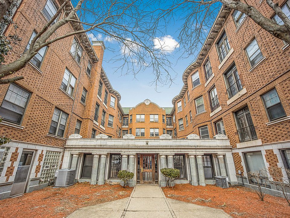 1st image of 1154 W Lunt Ave APT 217