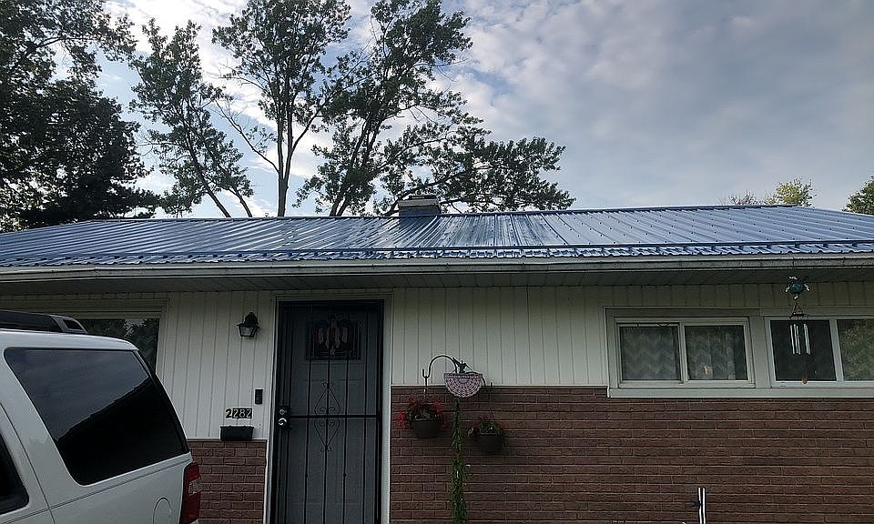 1st image of 2282 Stewart Dr NW