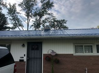 2282 Stewart Dr NW, Warren, OH 44485
