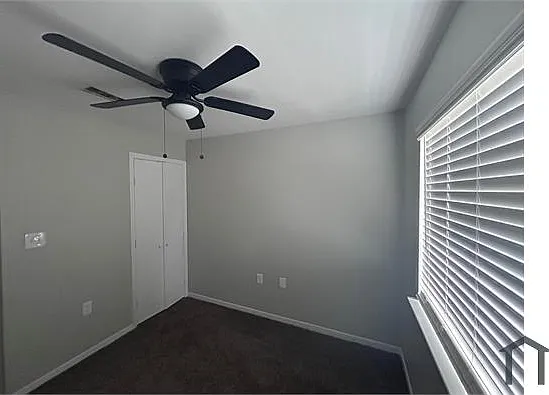 2 bed, 1000 sqft, $1,107 — Photo 3