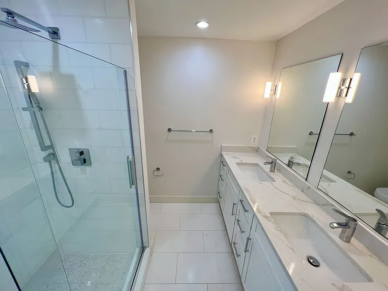 1125 Fairmont St NW — Photo 12