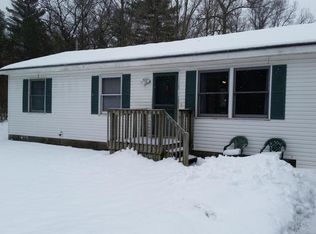 963 Hawthorne Rd, Twin Lake, MI 49457