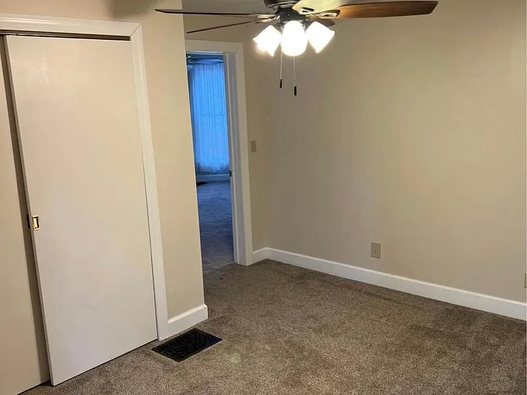 1006 Academy St #1 — Photo 7