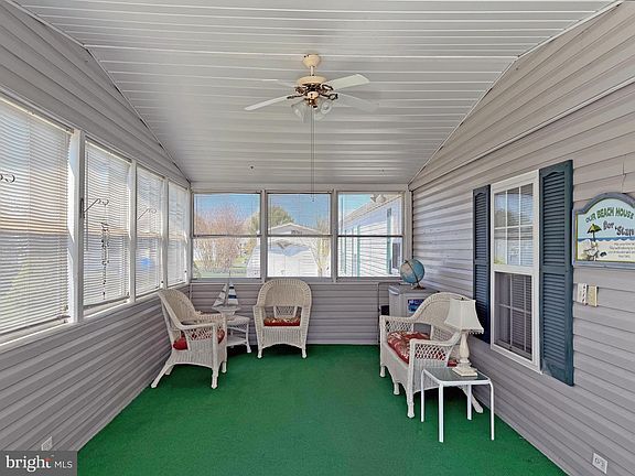 4th image of 12 Brunswick Ln #D-15