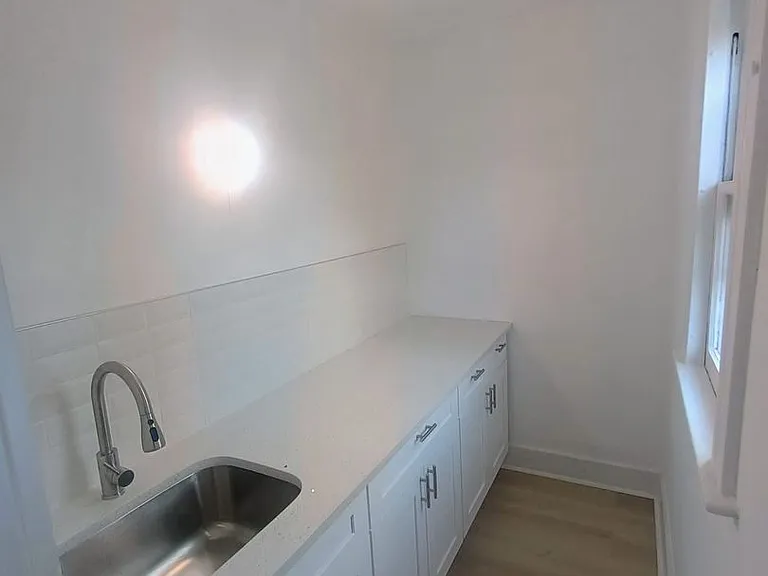 152 Turner Ave — Photo 3