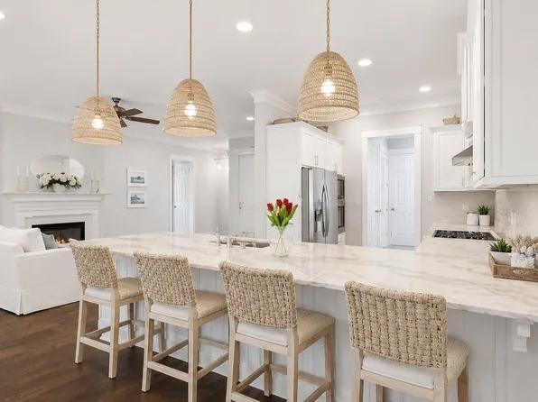 180 Blakely Drew Blvd, Santa Rosa Beach, FL 32459