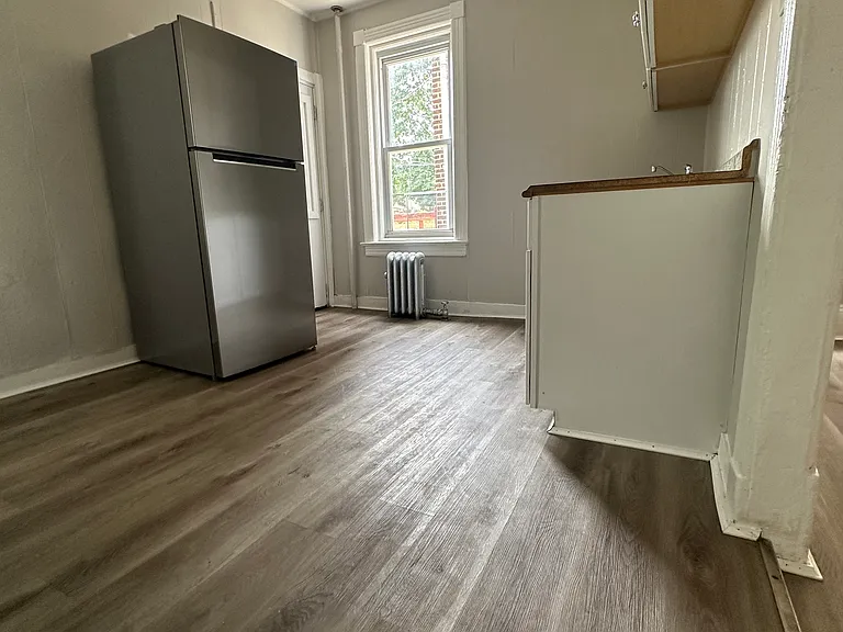 175 Rosemont Ave — Photo 17