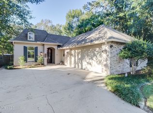 63730 Diamondhead Dr N, Diamondhead, MS 39525