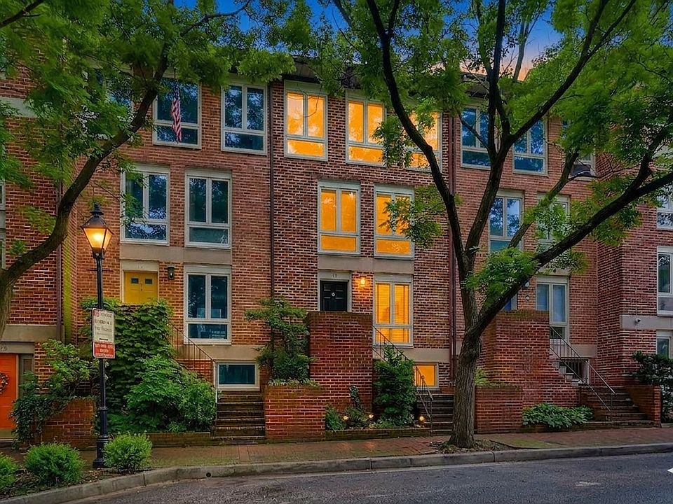 1st image of 19 W Barre St