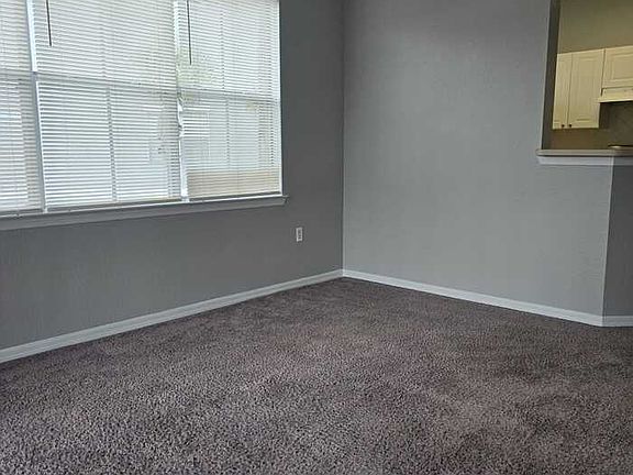 3rd image of 18001 Richmond Place Dr APT 322