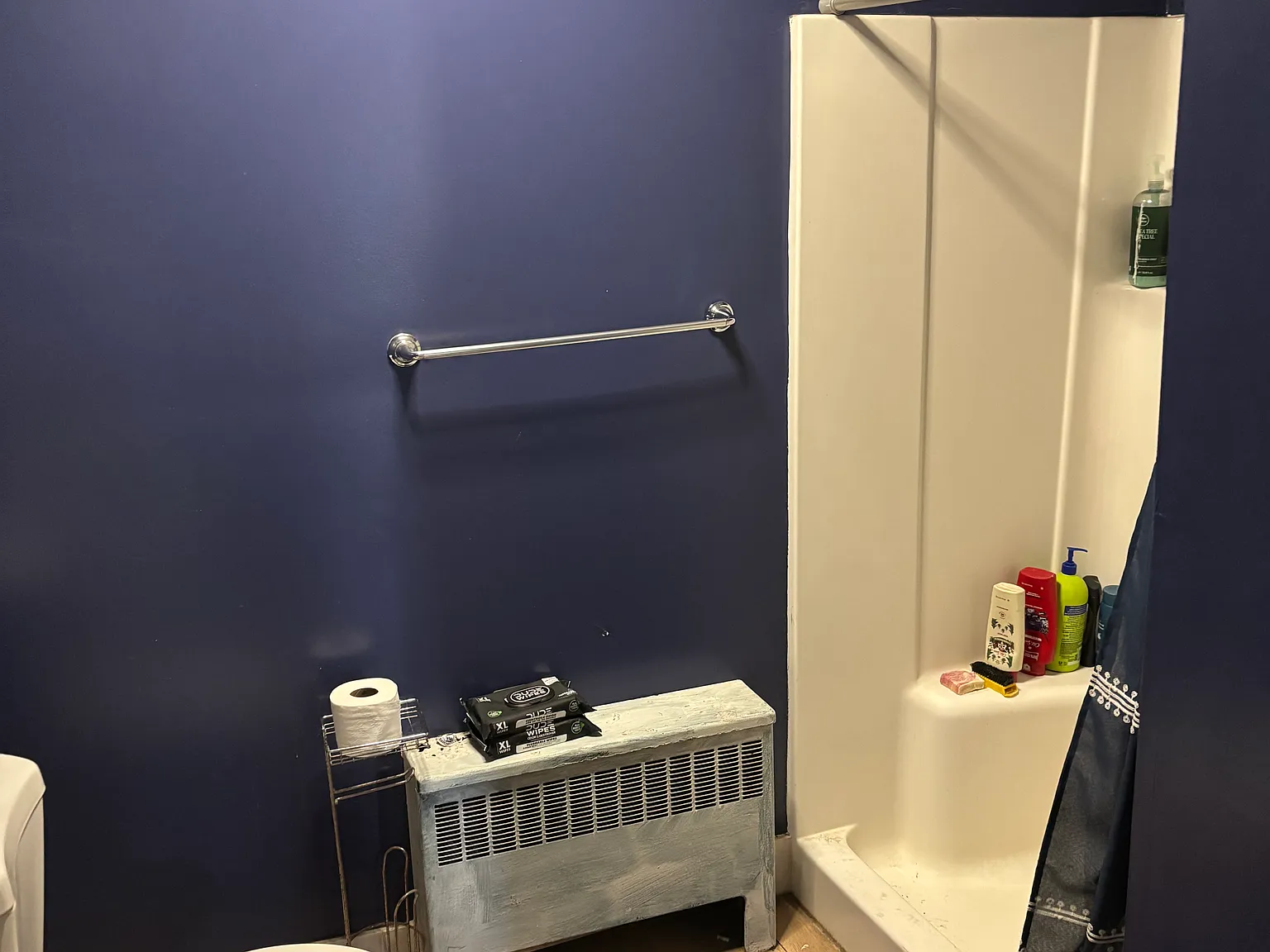 3 bed, 1400 sqft, $2,200 — Photo 4