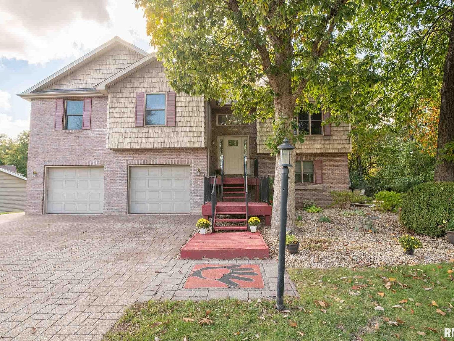 705 Illini Dr, East Peoria, IL 61611 Zillow