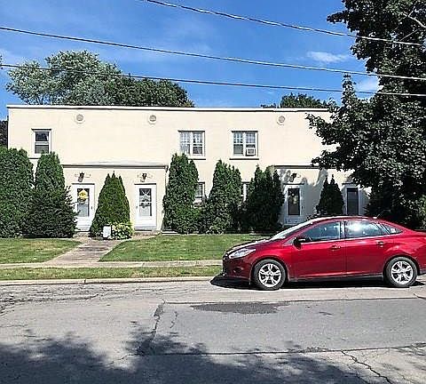 3rd image of 114 Crosby St