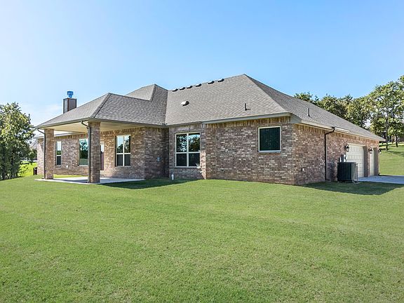 3rd image of 15598 Treeline Ct