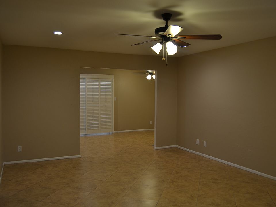 2nd image of 8426 N 56th Ave