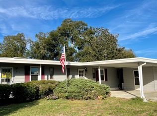 673 Cedar Ln, Lady Lake, FL 32159
