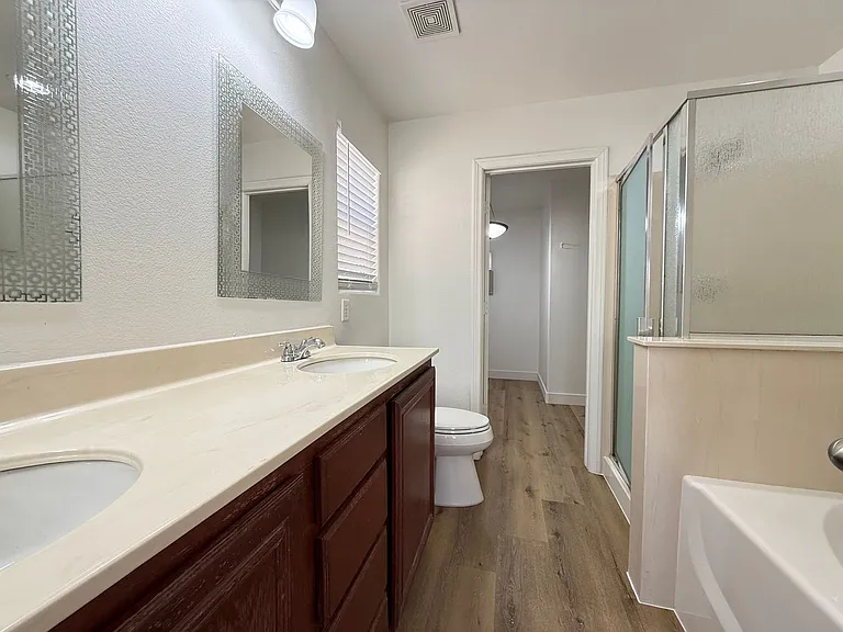 11087 Deluna St — Photo 9