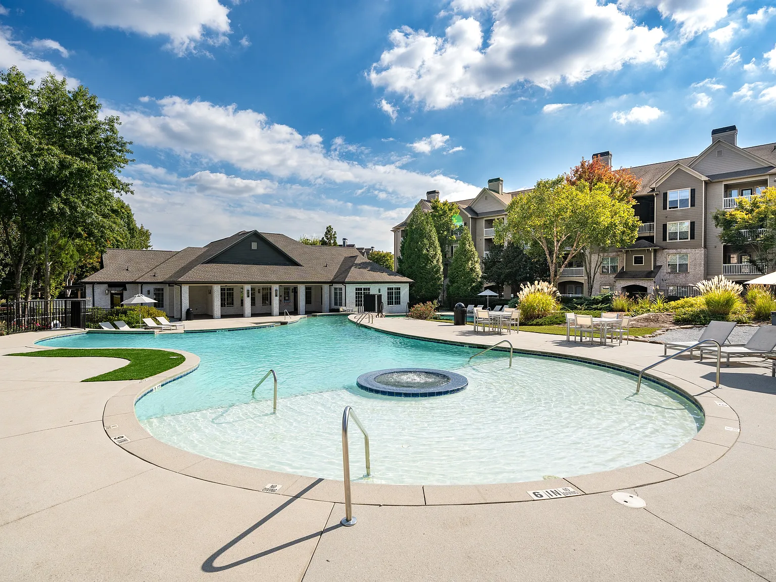 Wesley Kensington Apartments at Stonecrest — Photo 1