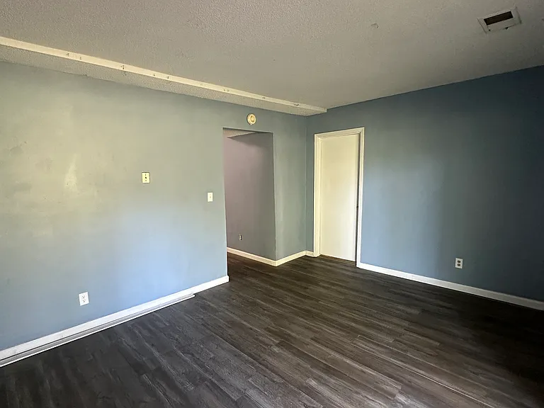 2125 Quail Creek Dr — Photo 16