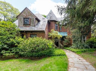 126 Homer St, Newton, MA 02459