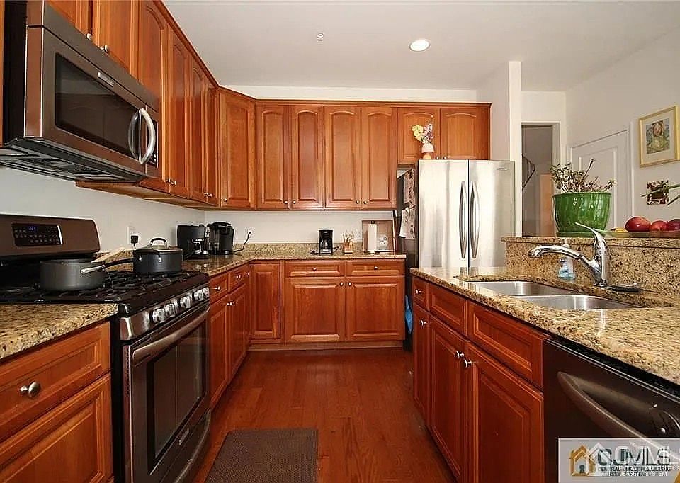 1st image of 2203 Leia Ln
