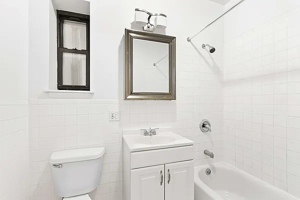 Rented by Compass | media 10