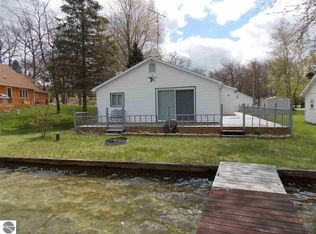 6986 N Ridge Rd, Harrison, MI 48625