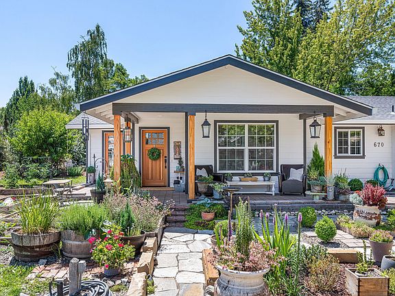 670 Hueners Ln Jacksonville Or 97530 Mls 220126975 Zillow