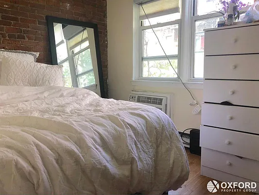 Rented by Oxford Property Group | media 13