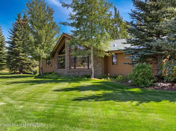 100 E Sandreed Rd, Jackson, WY 83001