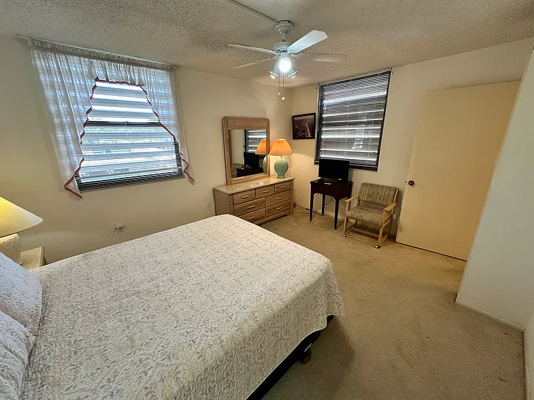 346 Springdale Dr #346 — Photo 4