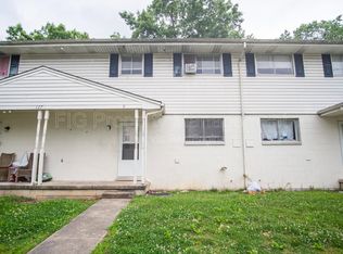 127 Upper Airbase Ln APT 6, Briceville, TN 37710