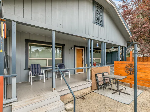 871 Wabash Ave, Medford, OR 97504