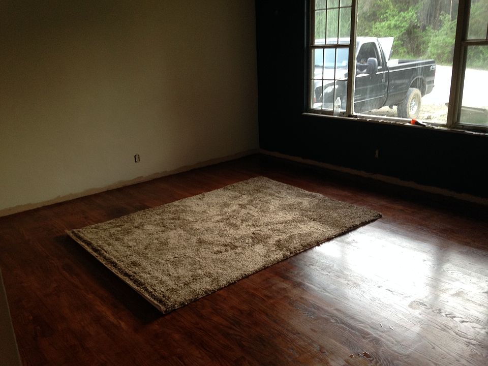 2nd image of 3816 Redbud Dr