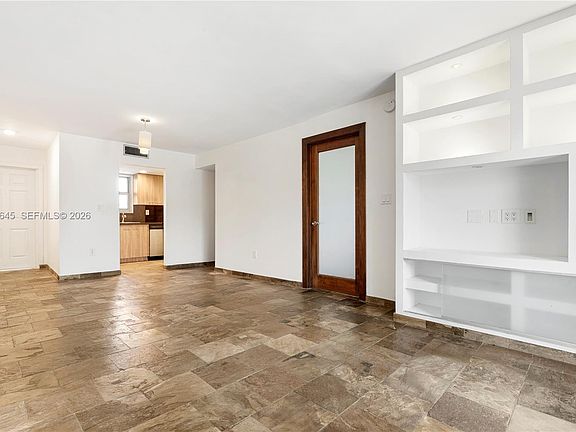 4th image of 1674 Bay Rd APT 301