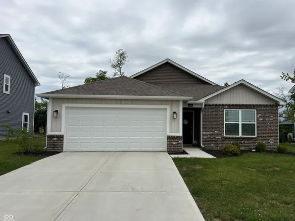 1466 Fleming Dr, Greenfield, IN 46140