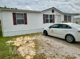 42 Lucky Ln, Barboursville, WV 25504