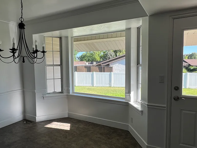 278 E 4840 N — Photo 18