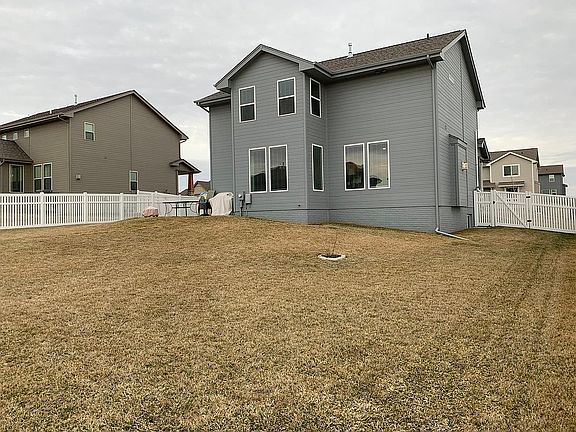 4th image of 11607 S 110th Ave