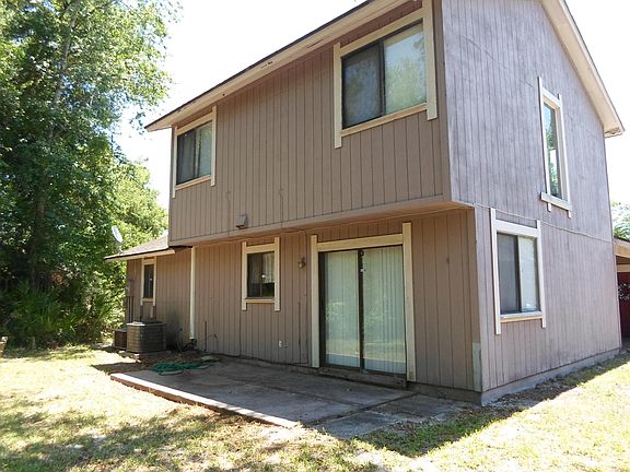 3rd image of 276 Bayridge Ct