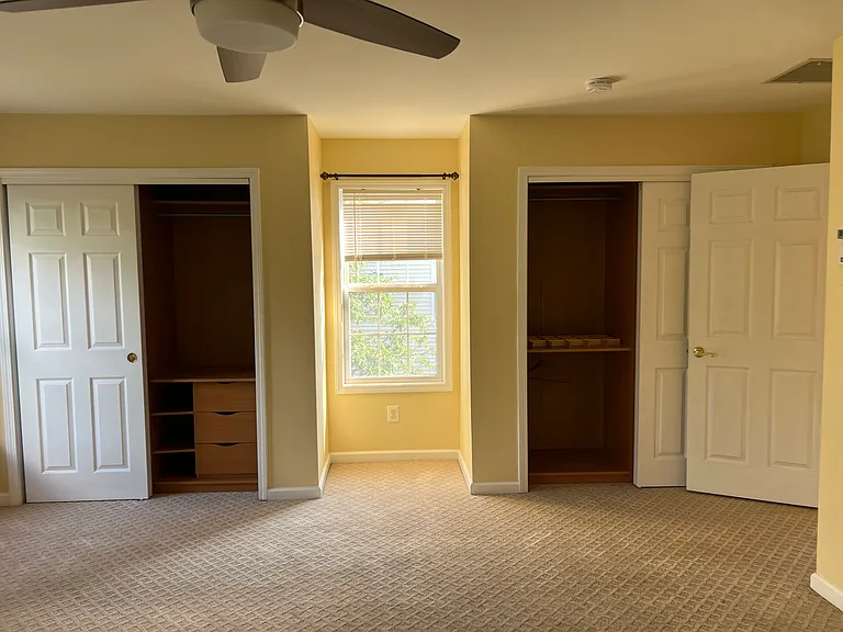 514 Coventry Dr — Photo 36