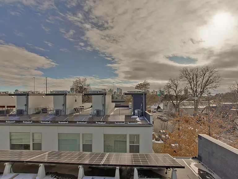 1036 W 37th Ave — Photo 23