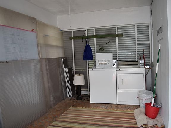 4th image of 210 Ocean Breeze #1