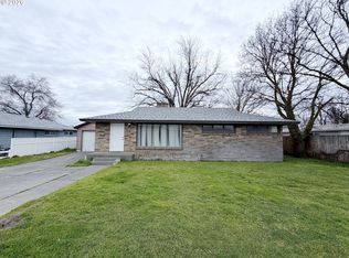 725 SW 11th St, Hermiston, OR 97838