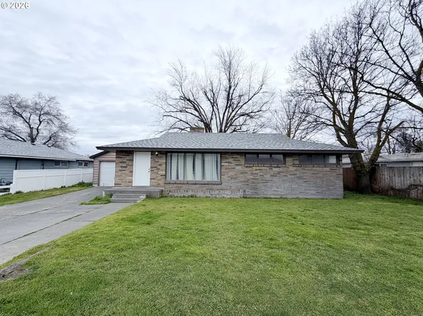 725 SW 11th St, Hermiston, OR 97838